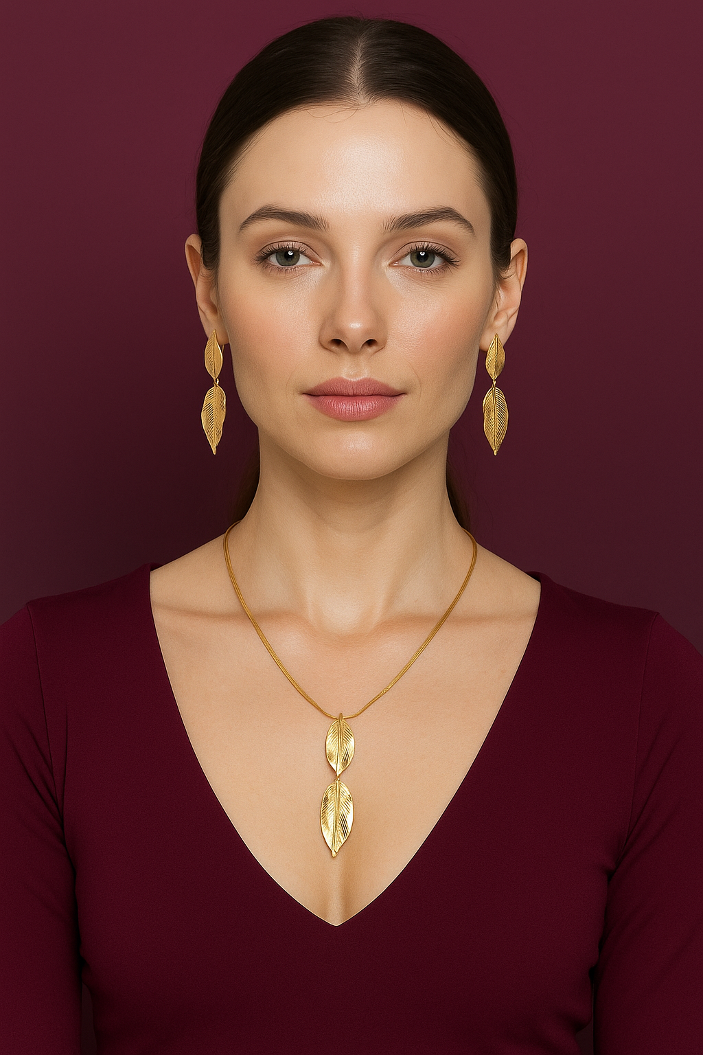 Elegant Gold Leaf Pendant Necklace Set