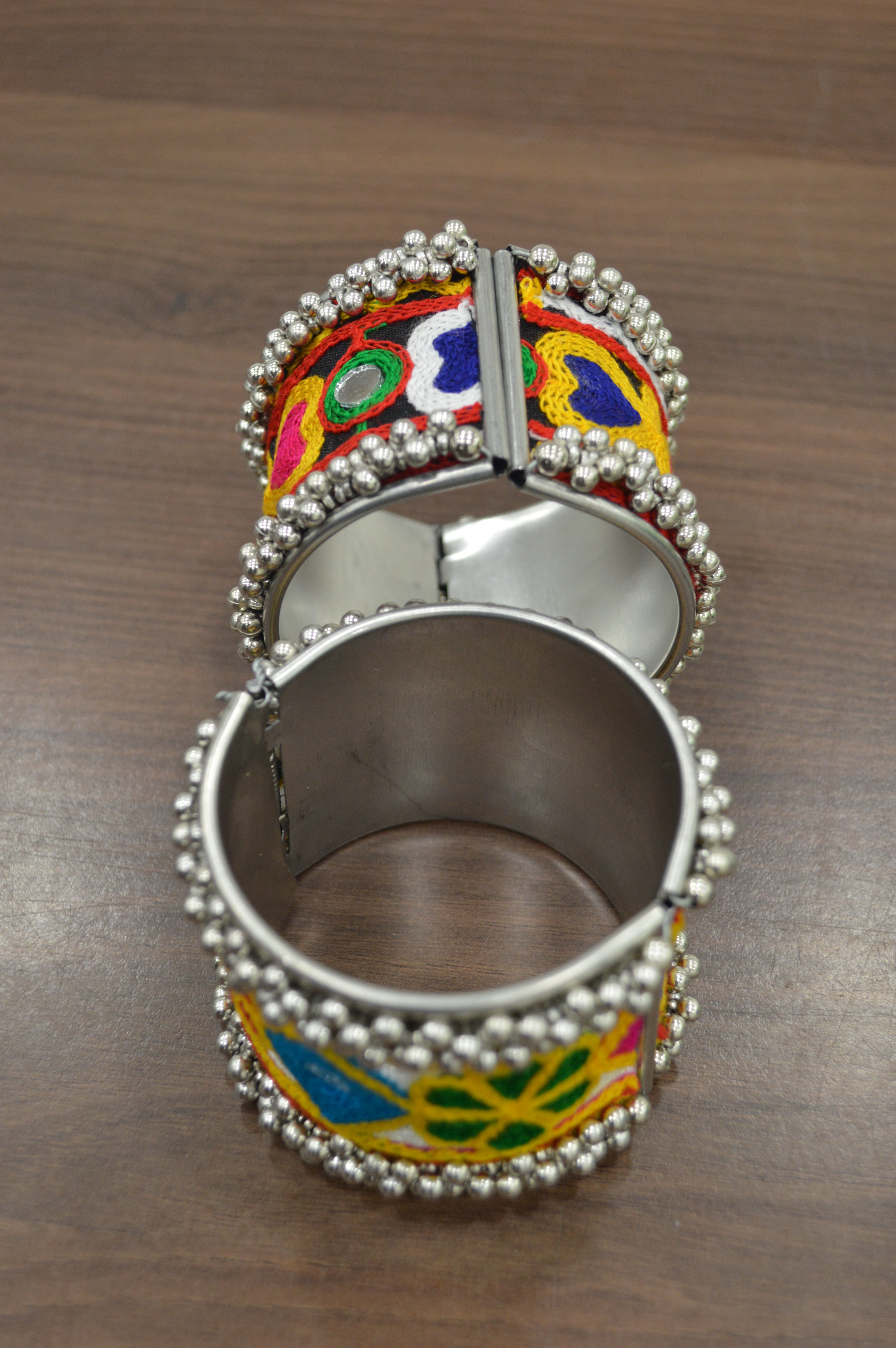 Colorful  Febric and Mirror Kadas