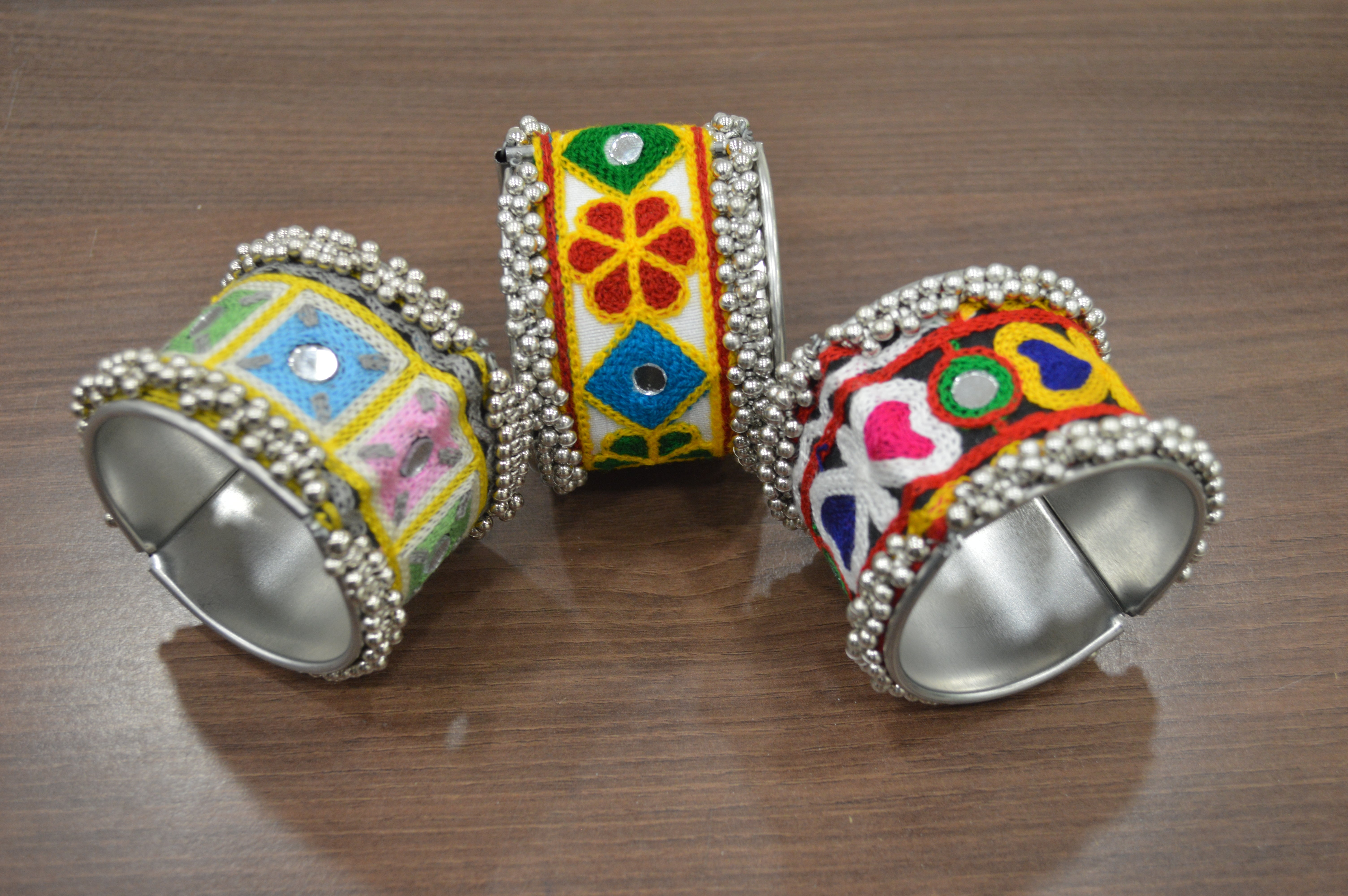 Colorful  Febric and Mirror Kadas