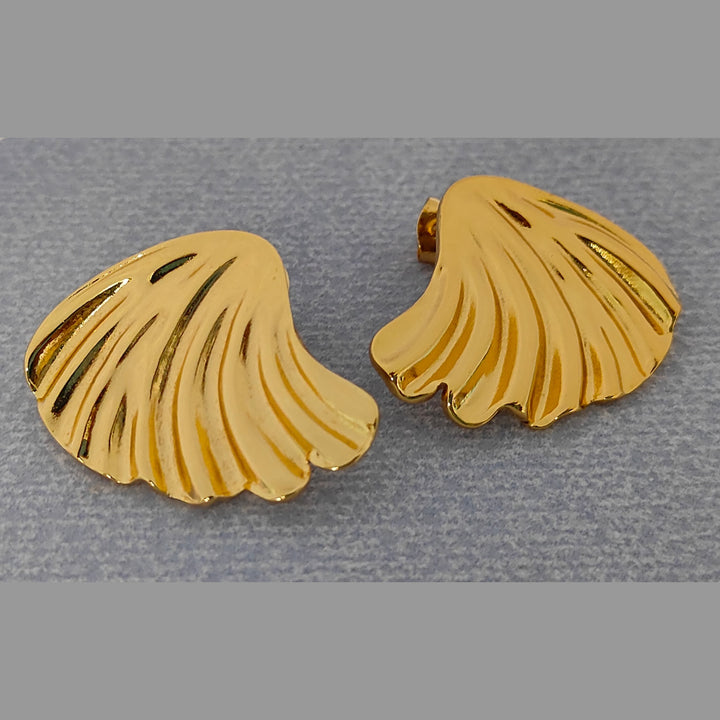 Golden Sea Shell Earrings