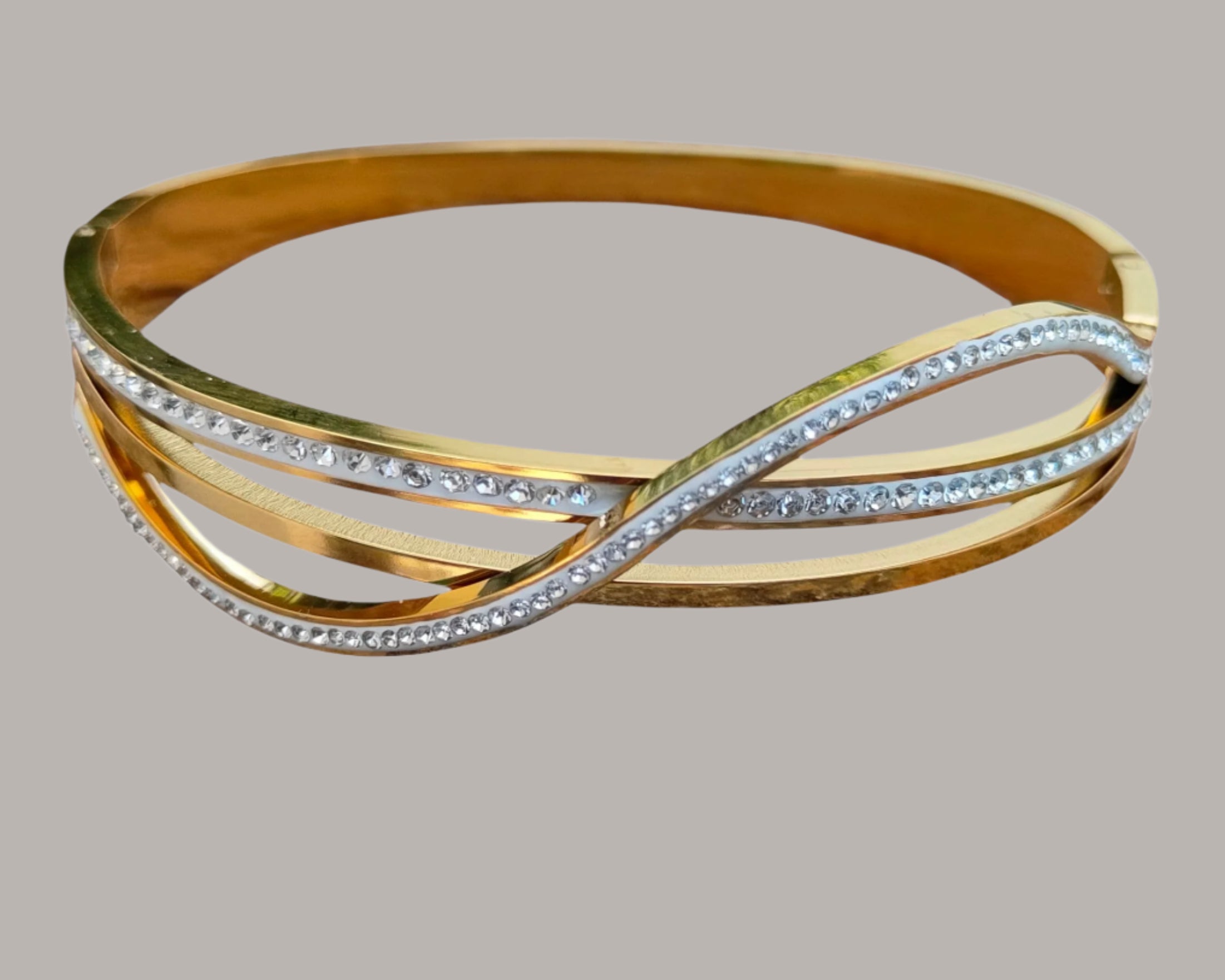 Twist Elegance Bracelet