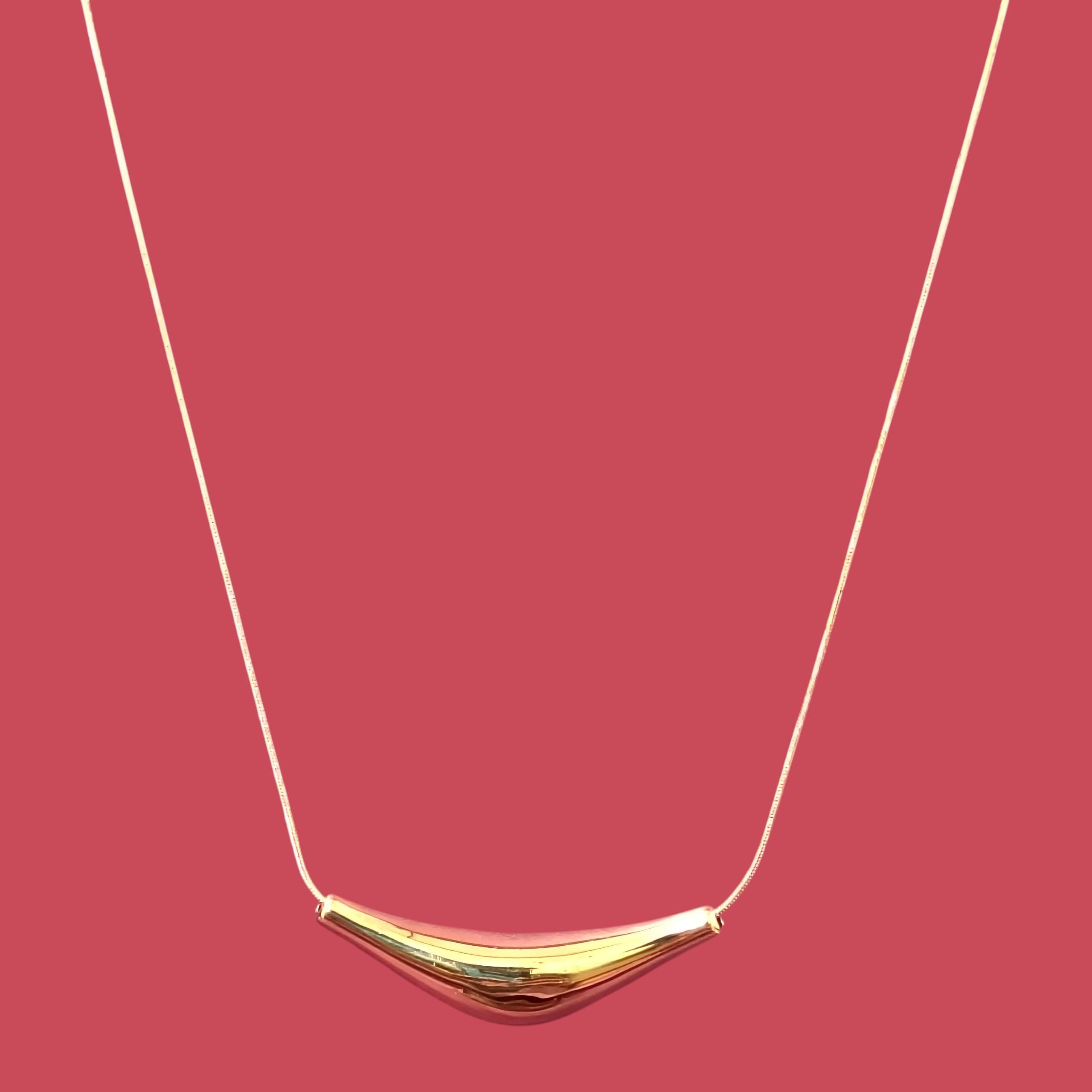 Curved Golden Bar Necklace