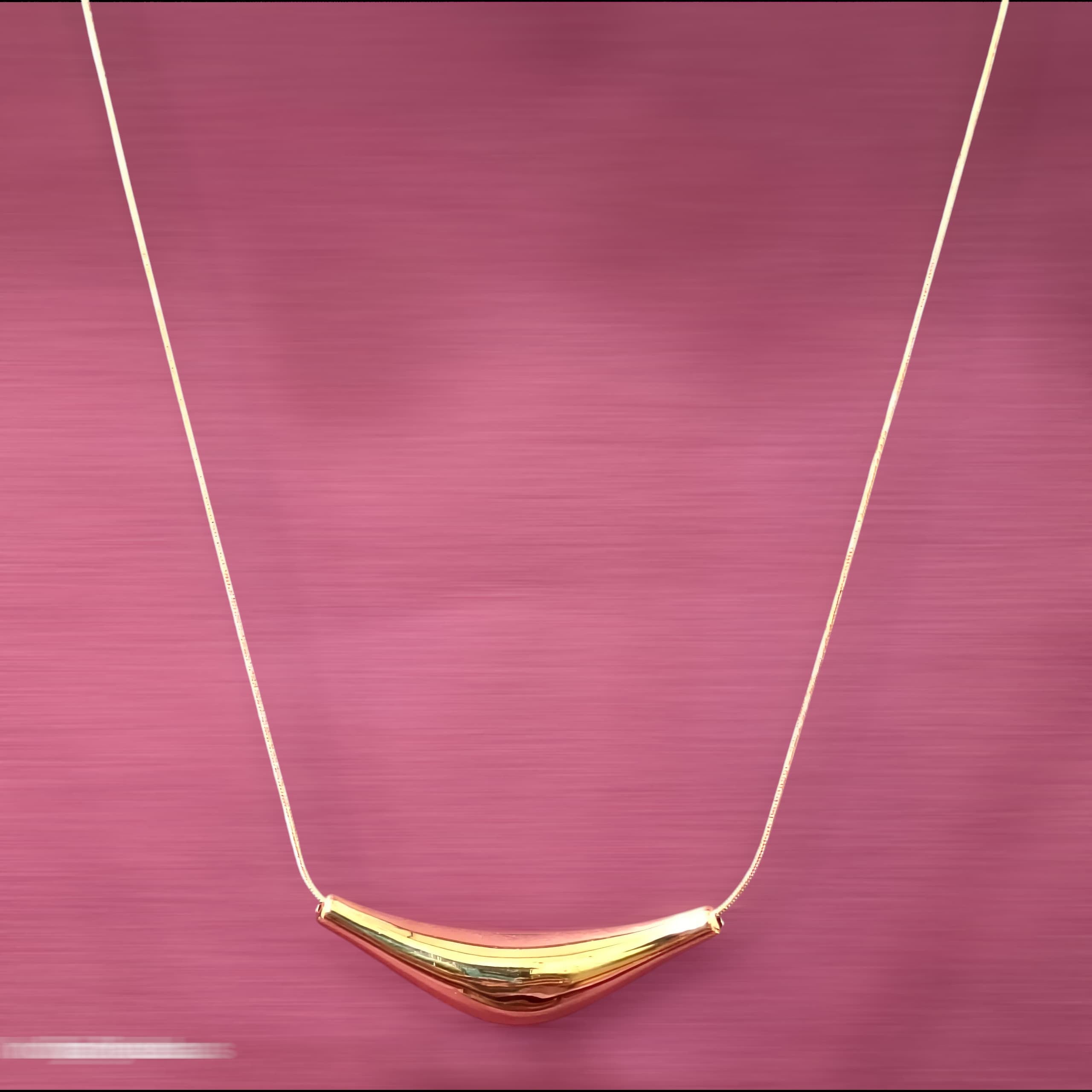 Curved Golden Bar Necklace