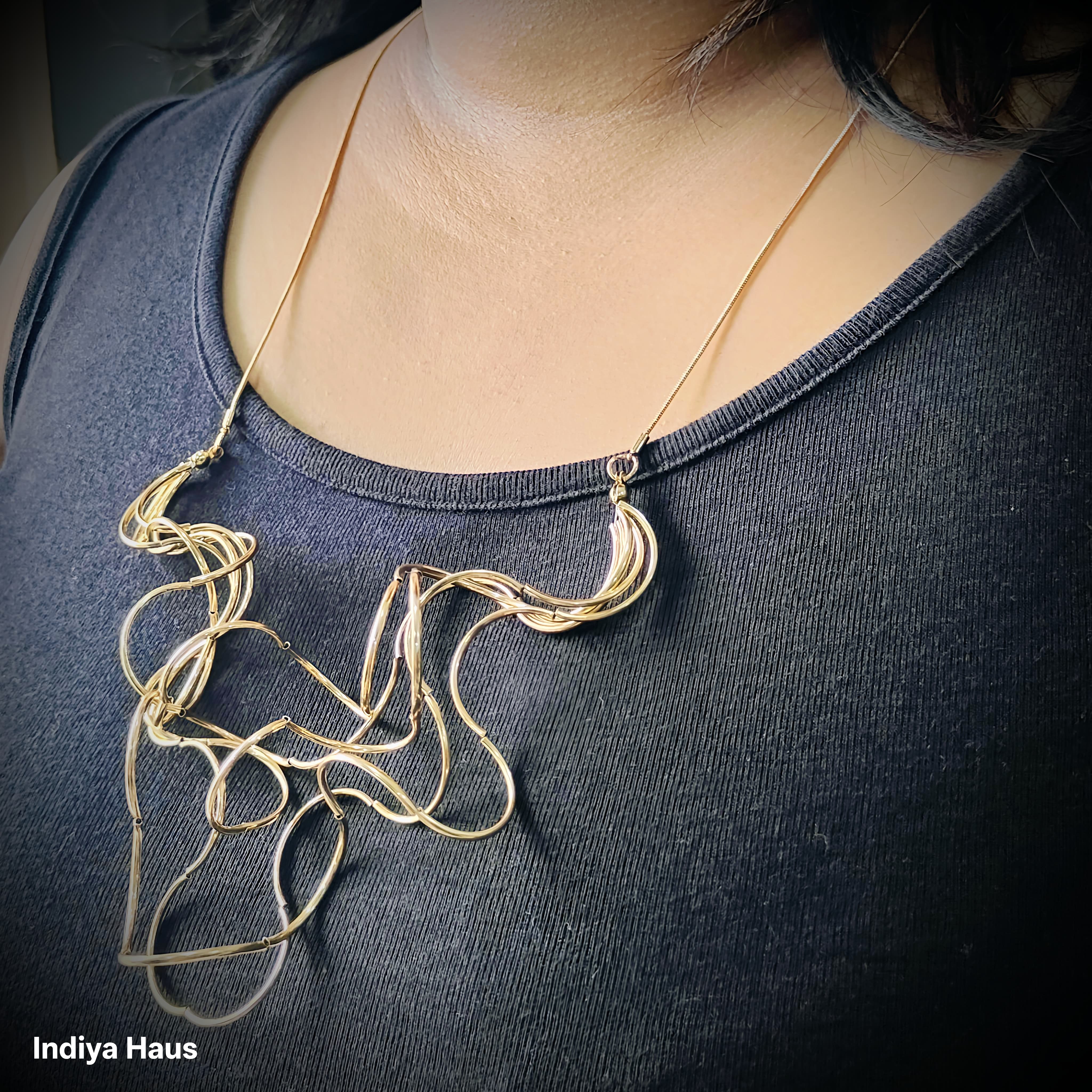 Artistic Abstract Wire Necklace