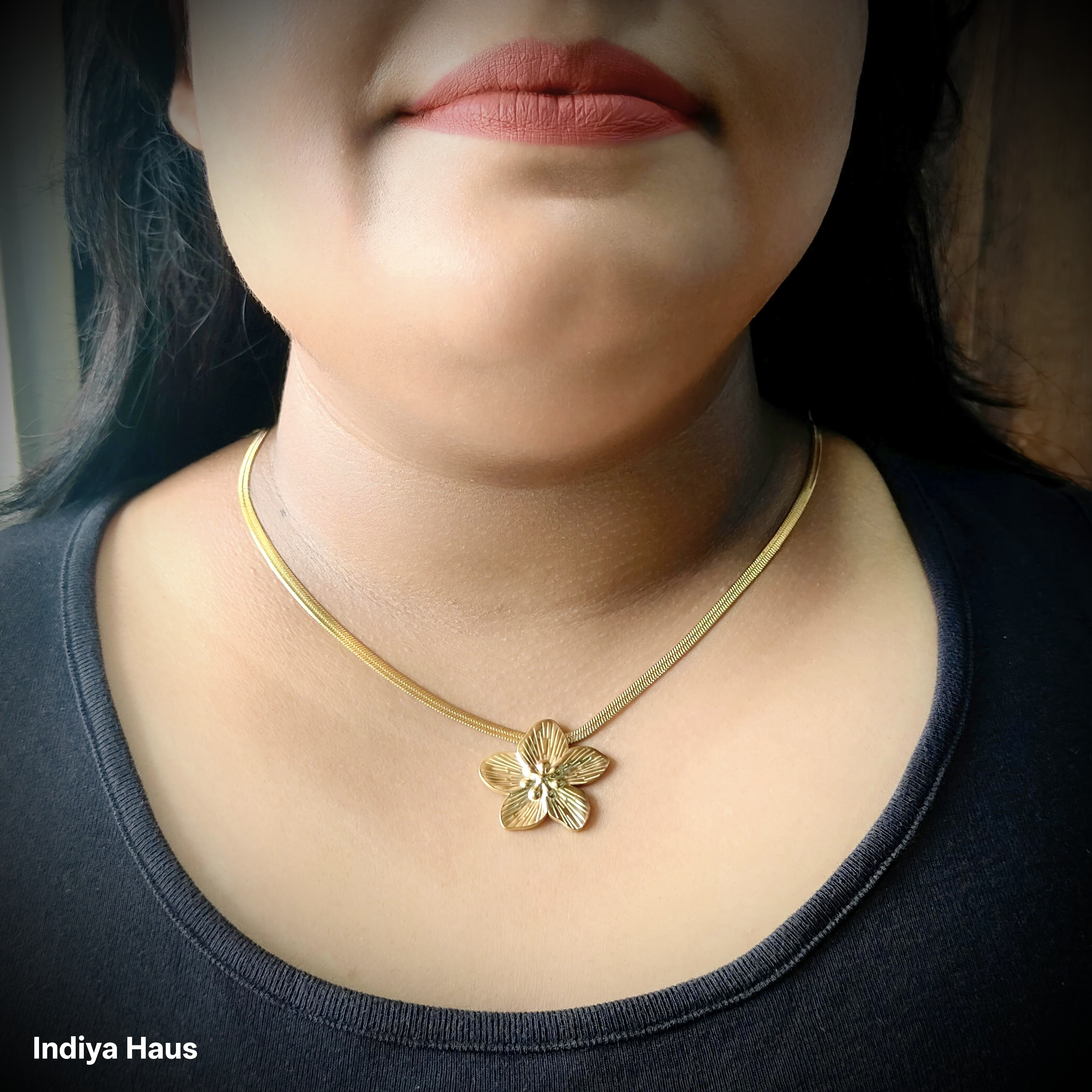 Golden Floral Snake Chain Necklace