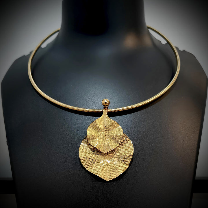 Modern Gold Leaf Choker