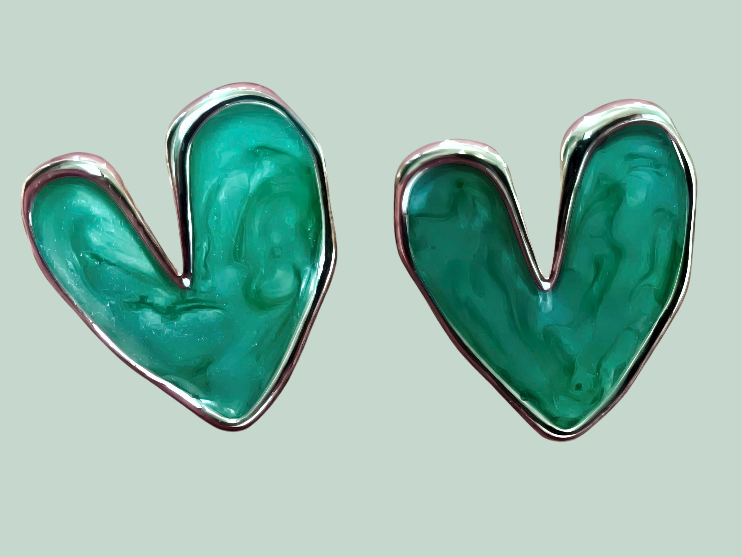 Stylish Enamel Heart Stud Earrings