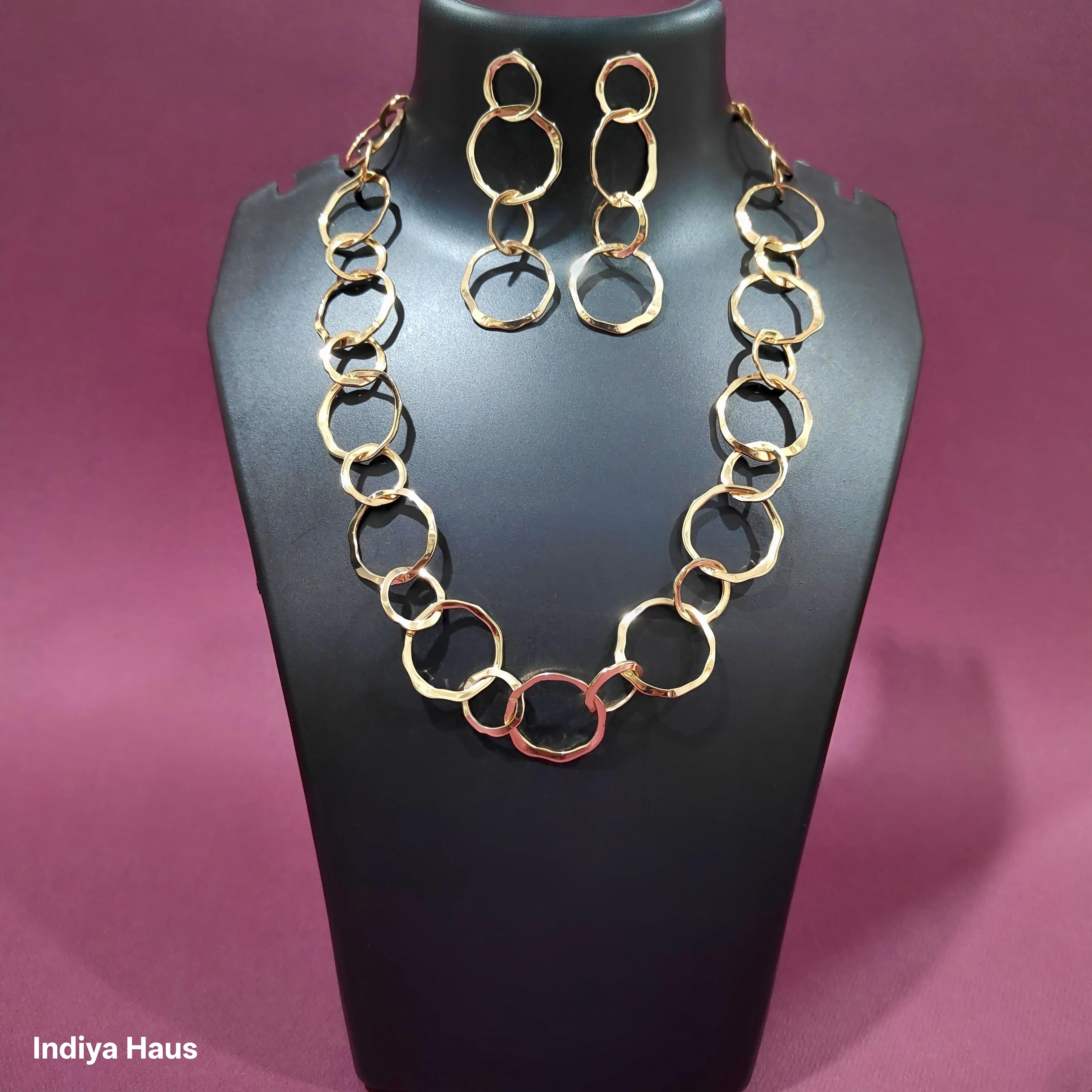 Interlocking Gold Ring Necklace Set