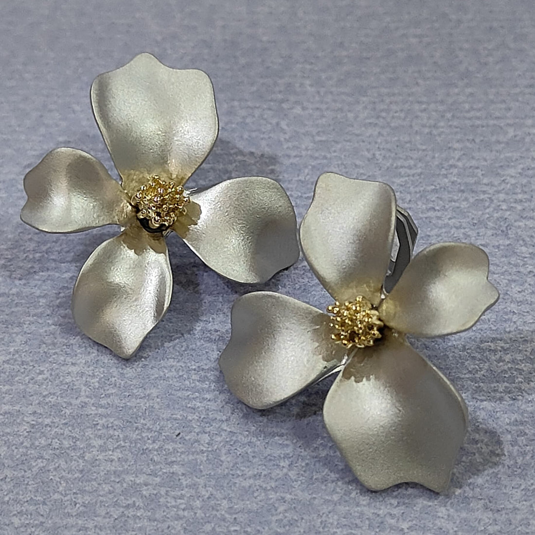 Daisy Floral Earrings