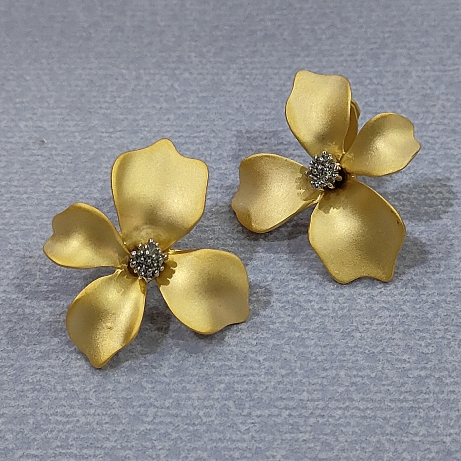 Daisy Floral Earrings