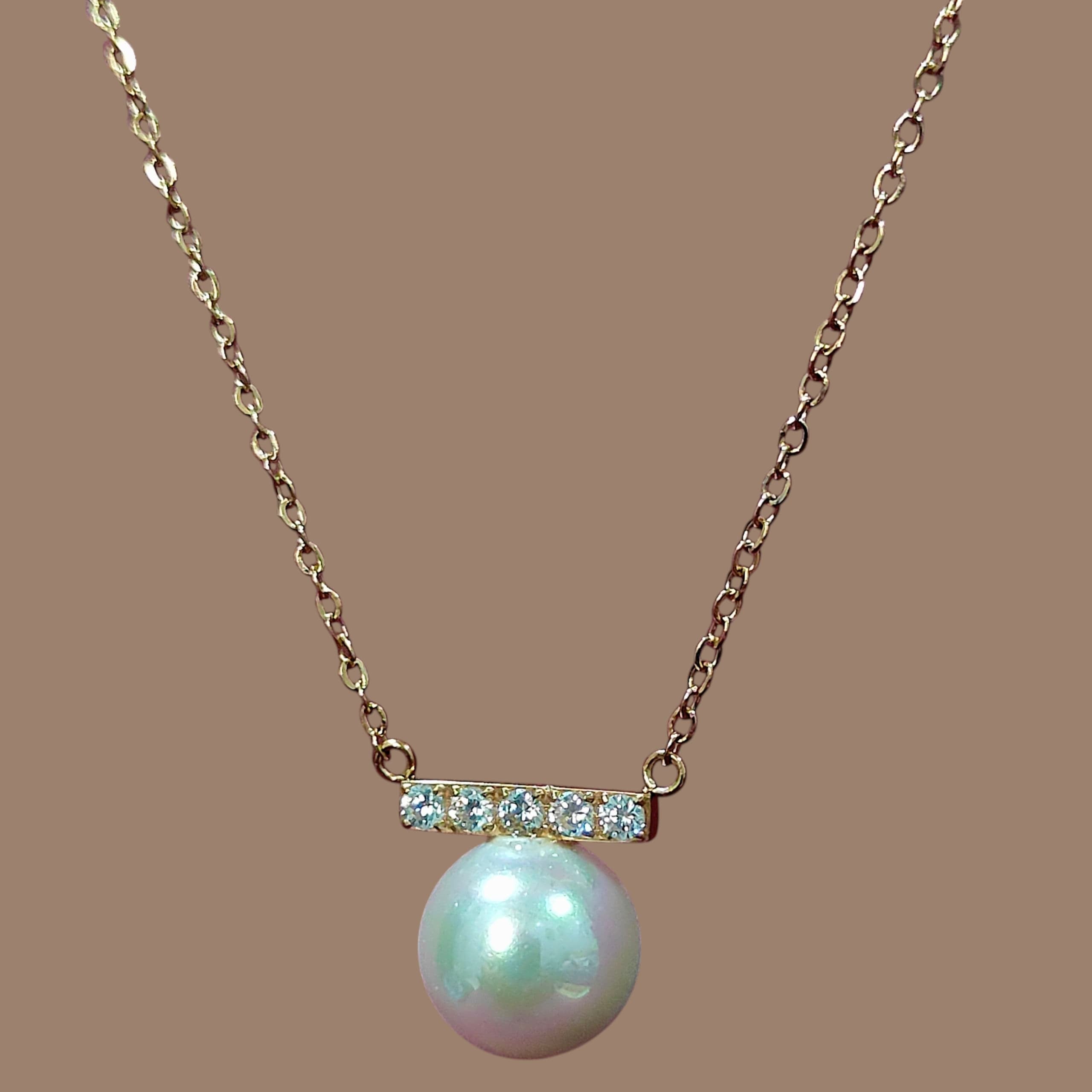 Sparkling Bar & Pearl Necklace