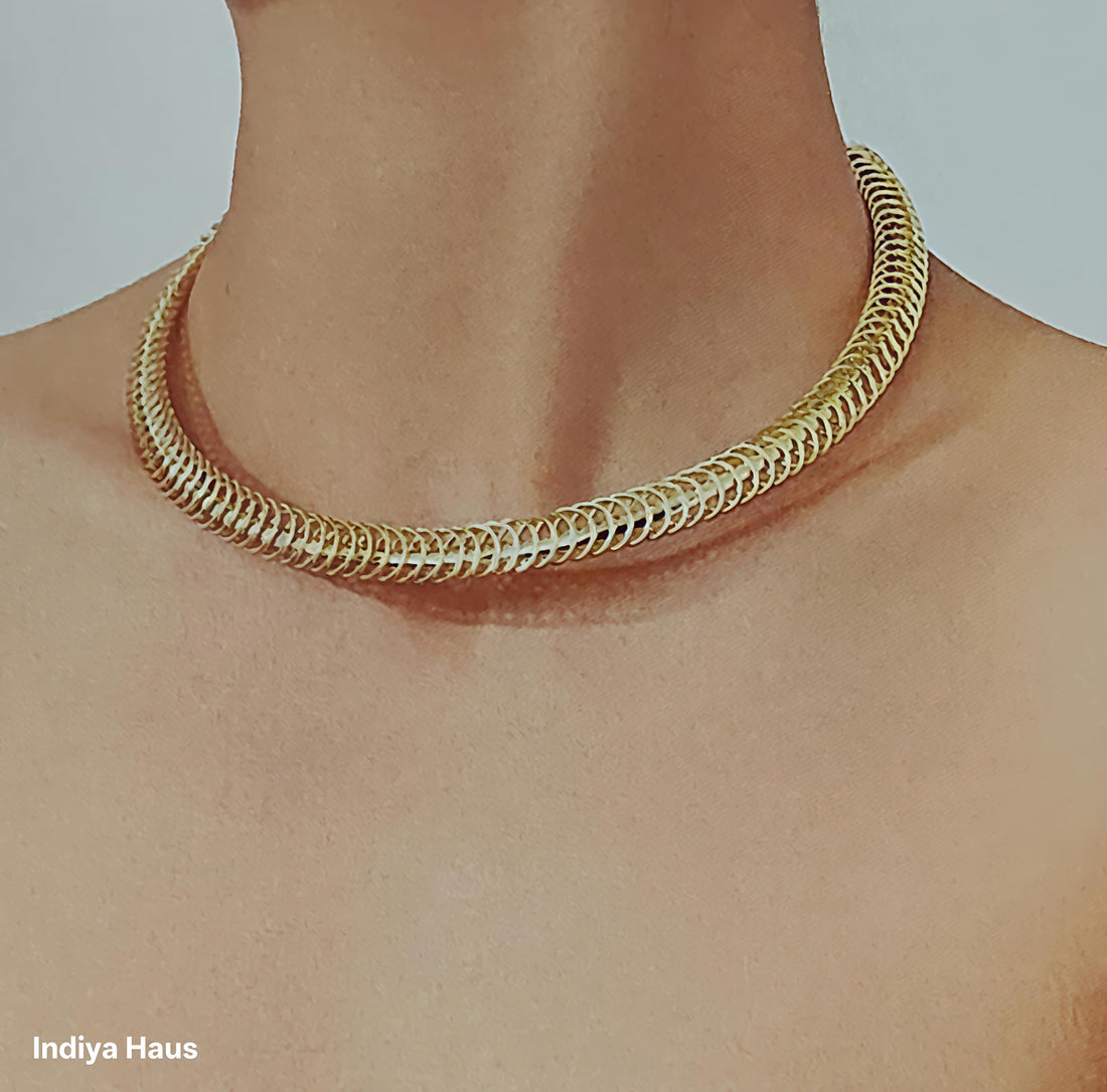 Intricate Gold Mesh Choker